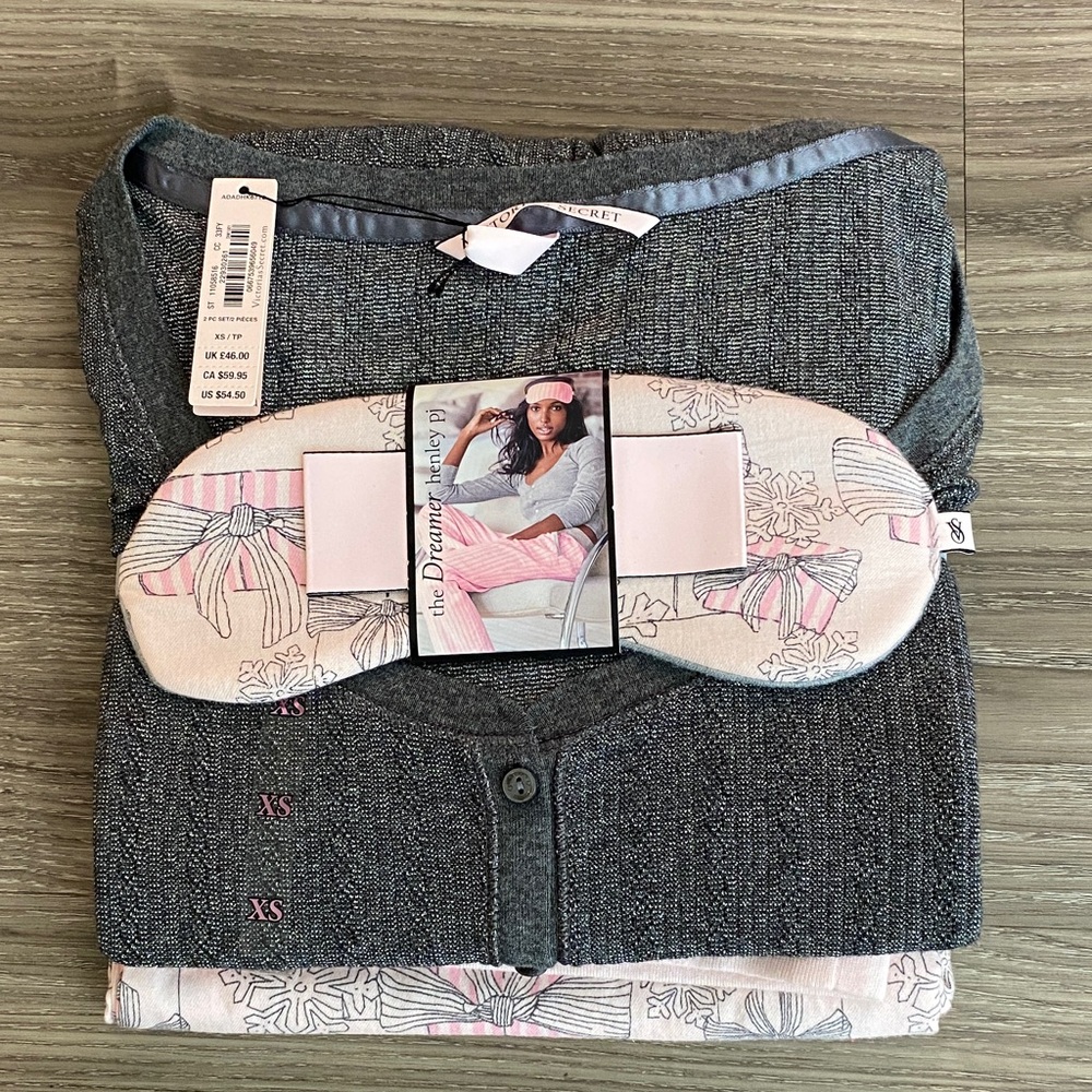 Victoria’s Secret Gray/Light Pink Sleepwear Set with Sleep Eye Mask